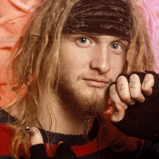 Layne Staley(alice in chains) when he natural dreads. RIP