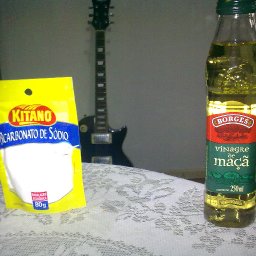 baking soda, and aplesseed vinegar [and my guitar on the background]