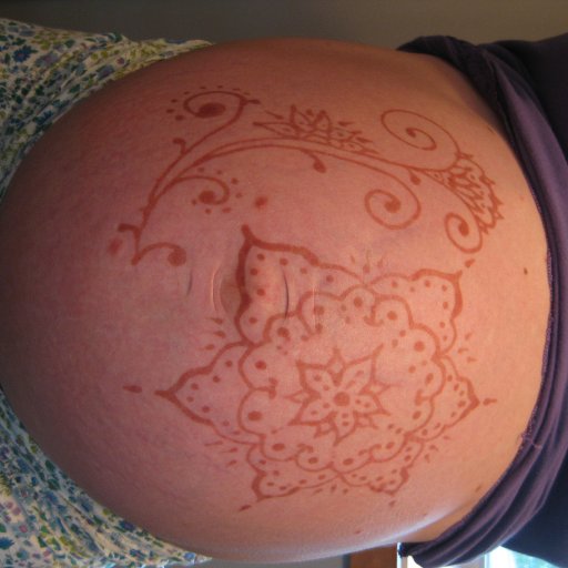belly henna <3